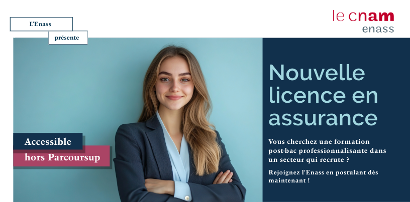 Portrait professionnel d'une femme souriante en tenue professionnelle